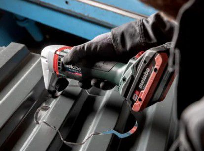 Akku-Nibbler NIV 18 LTX BL 1.6 18V, 660-2360/min, solo in metaBOX - Metabo Elektrowerkzeuge