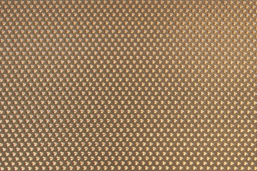 Lochbleche, Rundlochung versetzt 1000/2000/0.6 mm R5.0 T8.0 - Kupfer Lochbleche/ Streckmetalle/ Erdungsband