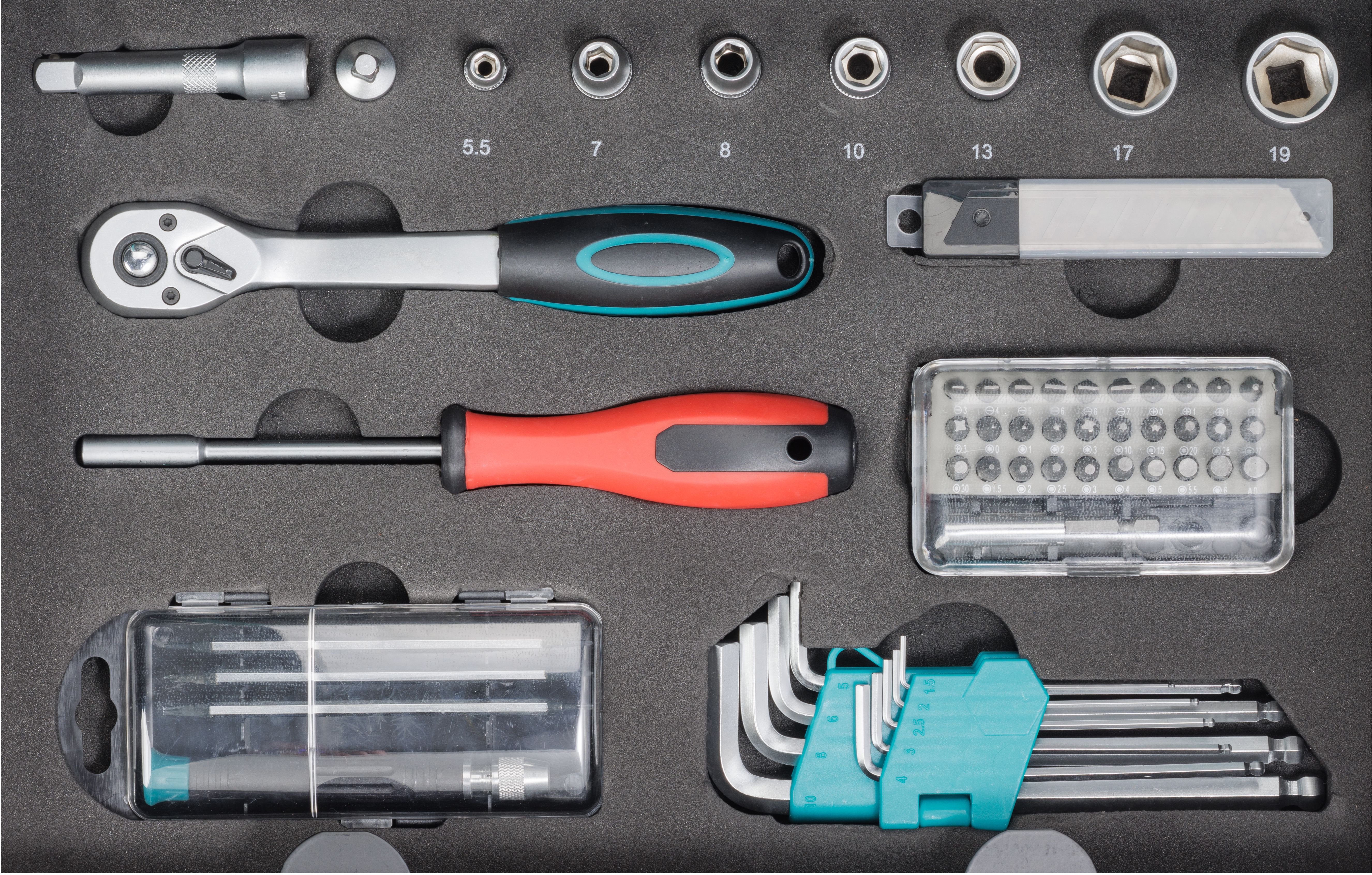 TECHNOCRAFT Alu-Werkzeugkoffer TOP COMPACT 94-tlg., 3/8", 370x270x135mm - Werkzeugkoffer,Sortimentskoffer,Behälter